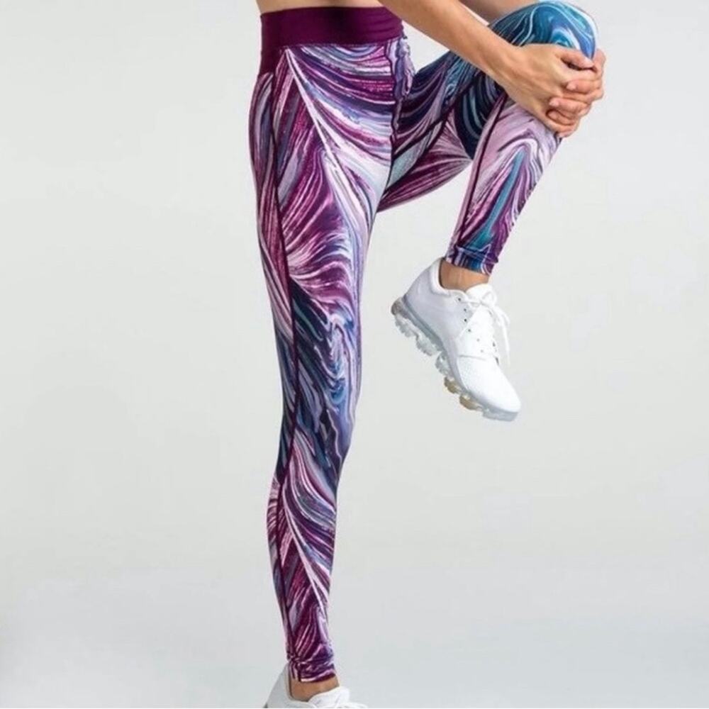 Gymshark Strada Earth full length leggings maroon teal print size Small